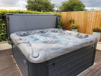 Tips for how to have a spa day at home with your hot tub