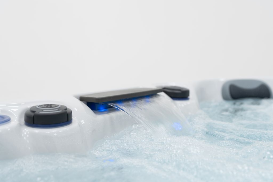 Relax 6 Hot Tub