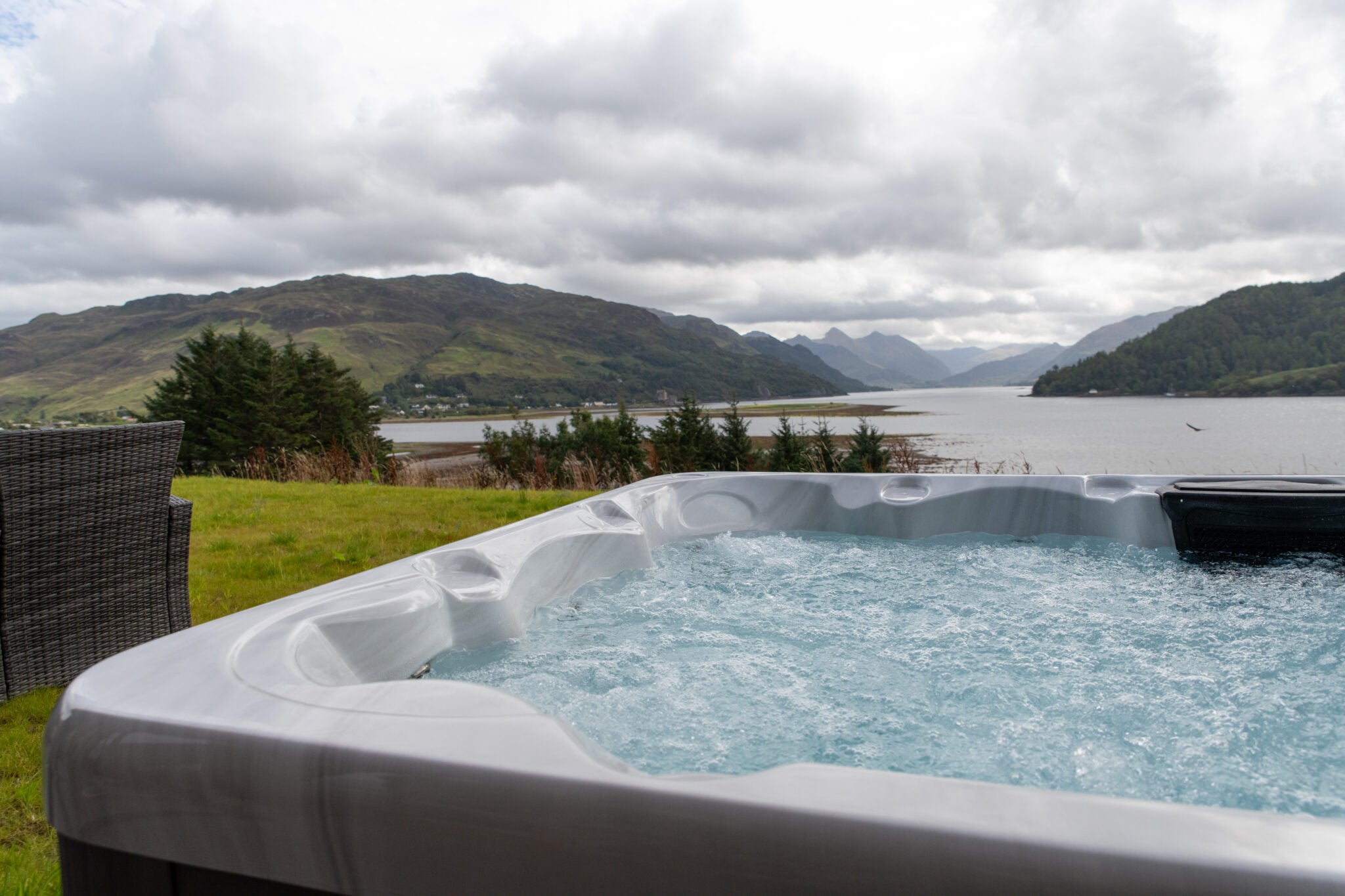 Soak Safely: Why HSG282 Compliance is a Must for Your Holiday Let Hot Tub 🛁✨