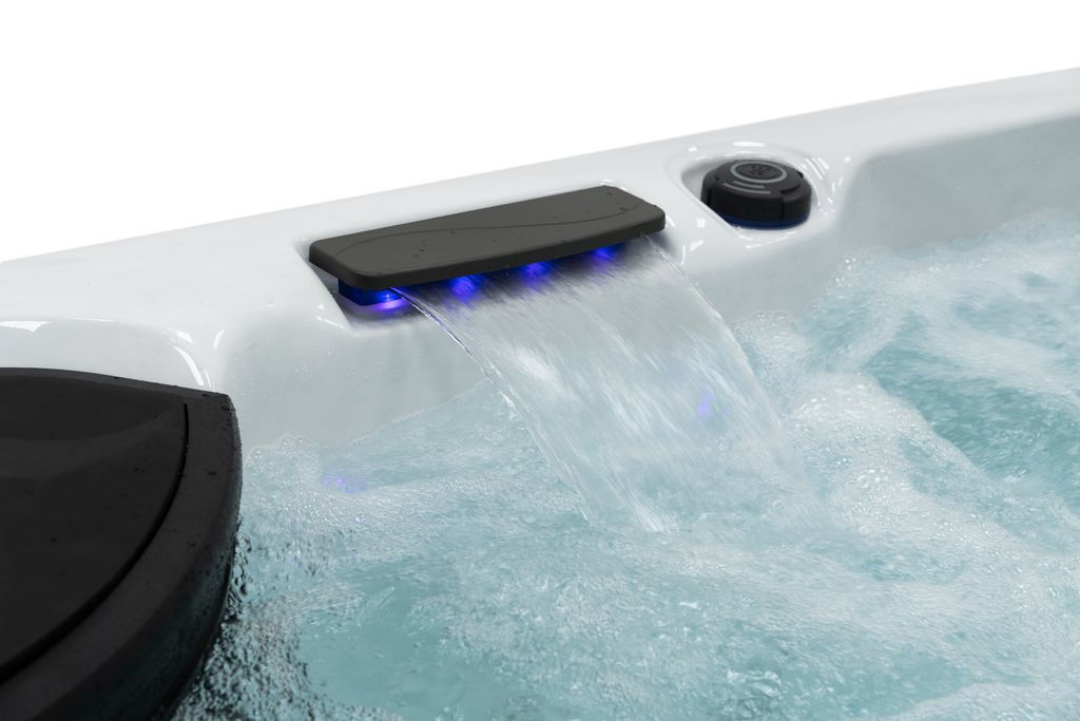 Relax 1 Hot Tub